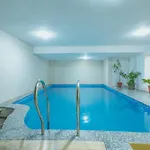 Tripli Hotels White Manor